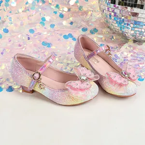 Funkelnde Prinzessinnenschuhe für Mädchen mit rosa Farbverlauf und Kristallschleife