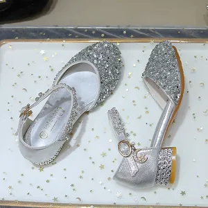 Zapatos de princesa plateados con pedrería para niñas y colgantes de luna y estrella