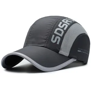 Men's breathable quick-dry baseball cap with grey mesh panels and sporty sun visor design