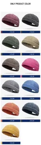 Détail des bonnets Miki ajustables en denim disponibles en onze couleurs vintage variées