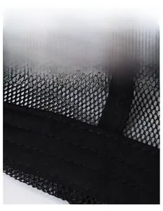Détail du bandeau anti-transpirant et tissu en maille respirante sur casquette noire