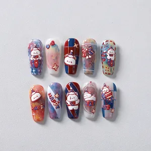 3D süße Cartoon Bär Nagelaufkleber mit bunten geprägten Sternen und Schleifen Design