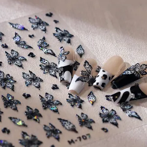 M-707 Goldfolie Laser Nagelaufkleber mit schwarz-weißen Blumenmustern im Tusche-Stil