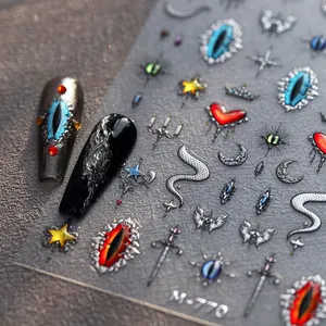 Adesivi per unghie 3D opachi gotici con motivi mistici in argento e metallo colorato M-770
