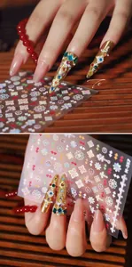 Détail d'autocollants nail art floraux M-567 avec relief doré et motifs géométriques