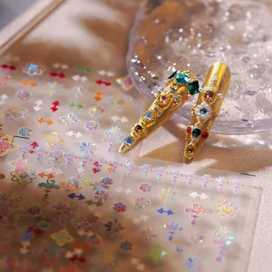 Autocollants nail art à fleurs en relief avec détails dorés et motifs ethniques pour DIY
