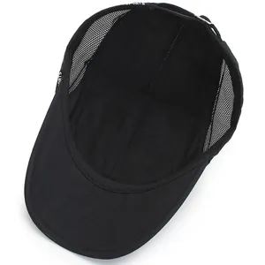 Casquette de sport noire en maille à séchage rapide avec lettrage SPORT'S blanc