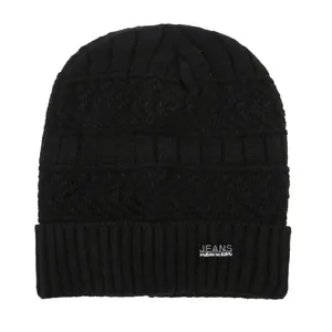 Bonnet tricoté d'hiver avec doublure polaire et étiquette JEANS newwear en noir