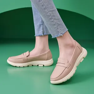 Damen Casual PU-Leder Loafers Dicke Sohle Rutschfeste Runde Zehe Slip-on Schuhe Mode Einfarbig Komfort Plateau Slipper