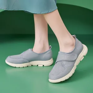 Chaussures de Marche Casual en Maille Tricotée Respirantes pour Femmes Semelle Épaisse Fermeture Velcro Baskets à Plateforme Antidérapantes Confortables