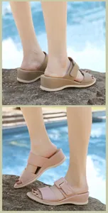 Dettaglio dei sandali con zeppa color kaki e rosa con cinturini regolabili e suola spessa