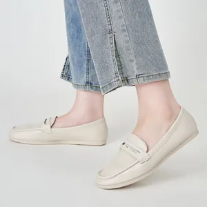 Women's Casual PU Leather Penny Loafers Minimalist Round Toe Comfortable Flat Shoes For Daily Work Commute Office Loafers