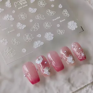 Adesivi per Nail Art a Rilievo 3D Fiore Bianco Margherita Farfalla Fiocco Modello PET Autoadesivi per Decorazione Unghie DIY