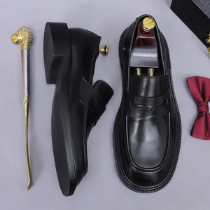 Klassische schwarze Leder-Loafer für Herren mit hochwertigem Glattleder und runder Kappe