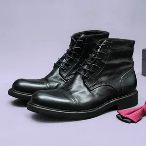 Herren Rahmengenähte Pferdeleder Stiefel Cap Toe Handgefertigte Britische Vintage Stil Martin Boots Ledersohle Schnürstiefeletten