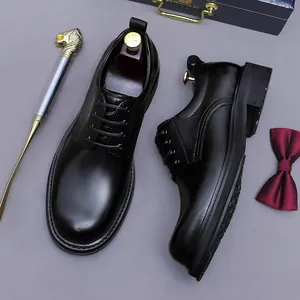 Klassische schwarze Leder-Herrenschuhe im Derby-Stil für formelle Geschäftsanlässe