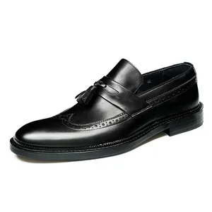 Men's black leather Brogue loafers with tassel decor and vintage English style