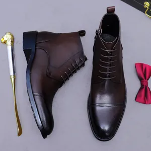 Bottines business en cuir marron foncé avec bout rapporté et fermeture éclair latérale