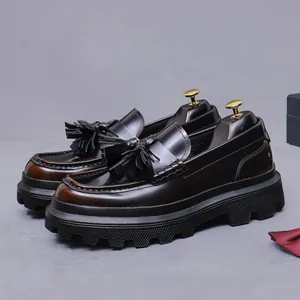 Men Vintage Top Grain Cowhide Tassel Loafers British Style Chunky Sole Platform Dress Shoes Hand Rubbed Casual Slip On Shoes