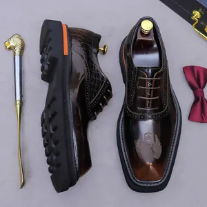 Britischer Stil Herren Echtleder Derby Schuhe Brogue Wingtip Formelle Business Hochzeitsschuhe Mit Dicker Gummisohle