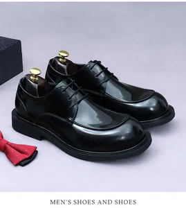 Zapatos Derby de cuero negro pulido con pajarita y caja para un estilo formal de negocios