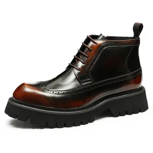Ανδρικές μπότες Brogue από δέρμα με διαβάθμιση καφέ και τρακτερωτή σόλα