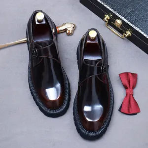 Dunkelbraune Monkstrap-Schuhe aus Lackleder mit dicker Sohle für formelle Anlässe