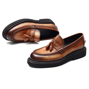 Mocassins à glands en cuir marron pour hommes avec semelles épaisses style anglais