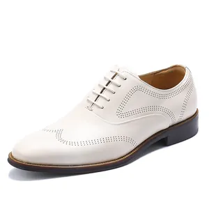 Classic men's cream white genuine leather oxford shoes with elegant brogue details