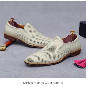 Détails de mocassins en cuir pour hommes avec perforations respirantes et semelle souple