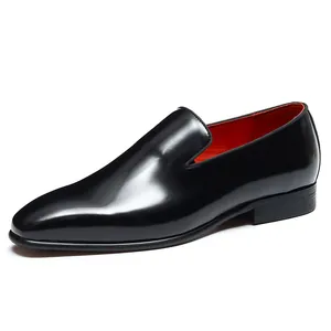 Mocassins formels pour hommes en cuir verni noir avec doublure intérieure rouge