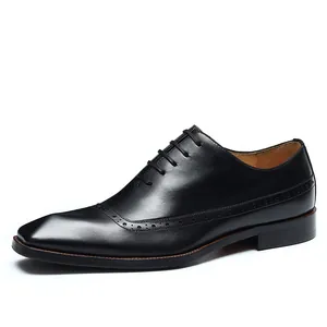 Klassische schwarze Leder-Oxford-Schuhe für Herren mit eleganten Brogue-Details