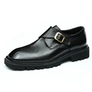 Heren monk strap schoenen van zwart echt leer met gouden gesp en grove profielzool