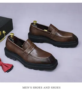 Detailansicht brauner Leder-Loafer mit Vintage-Finish und dicken Gummi-Profilsohlen