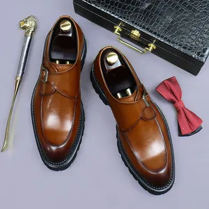 Braune Monkstrap-Schuhe aus Leder mit dicker Gummisohle und Vintage-Finish für Herren