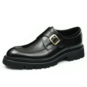 Herren Vintage Leder-Monkschuh in Schwarz mit goldener Schnalle und dicker Gummisohle
