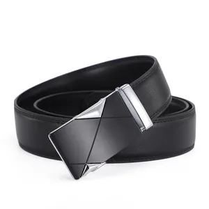 Ceinture en cuir pour homme avec boucle automatique géométrique noire et argentée