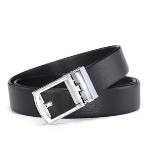 Men's black lychee pattern leather belt featuring a classic silver metal automatic buckle