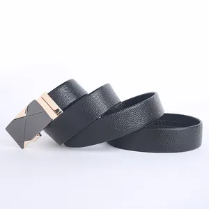 Litchi grain genuine leather belt for men with black and gold automatic buckle