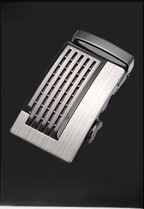 Detail of alloy men's automatic belt buckle MJ-ZDK-041 with brushed gunmetal finish
