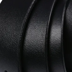 Vintage men's genuine leather belt featuring fine grain texture and premium edge stitching