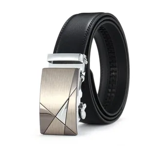 Men's business automatic buckle belt featuring black leather texture and brushed metal buckle