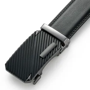 Ceinture business en cuir noir pour homme avec boucle automatique et fini mat