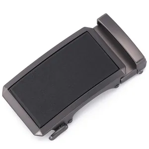 Boucle automatique pour ceinture homme en métal gris fusil avec panneau noir mat
