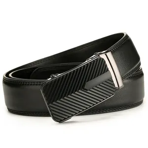 Ceinture homme en cuir noir haut de gamme avec texture lychee et boucle automatique