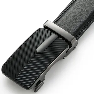 Ceinture en cuir noir pour hommes avec boucle automatique texturée en alliage durable