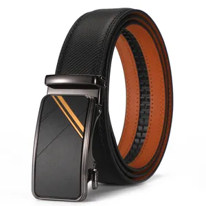 Men's leather belt with carbon fiber texture and automatic gunmetal buckle