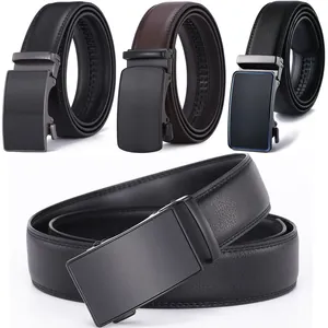 Set di cinture in pelle da uomo con fibbia automatica in nero e marrone scuro