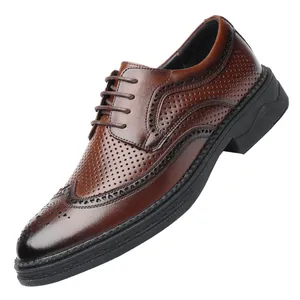 Ανδρικά σκούρα καφέ παπούτσια brogue με σχέδιο wingtip και αντιολισθητική σόλα