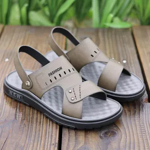 Sandales de plage pour hommes marron clair avec trous d'aération et bride de talon amovible